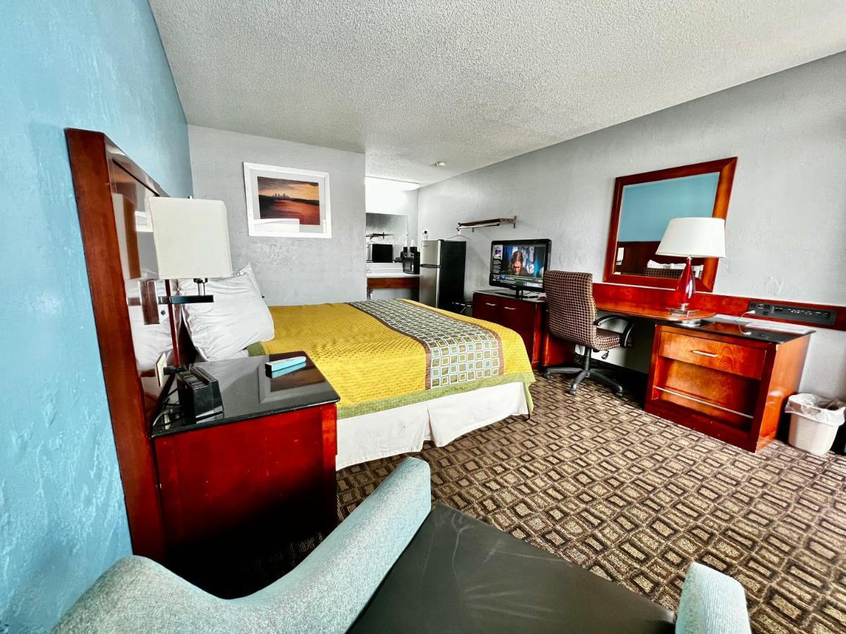 Lakes Inn Warsaw Zewnętrze zdjęcie