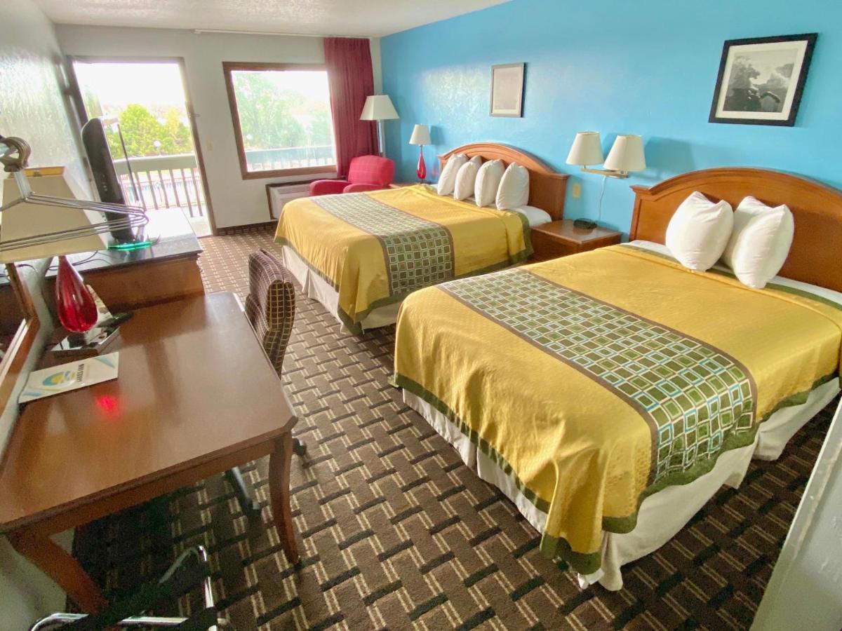 Lakes Inn Warsaw Zewnętrze zdjęcie